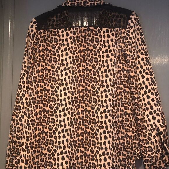 Zara Basic Collection Top   - Picture 2 of 6